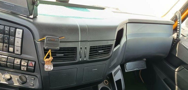 IVECO STRALIS 420 DEPANNEUSE PTAC : 32 TONNES- DIESEL – 342233 KMS – ANNEE 2018 JAUNE EV-842-SG