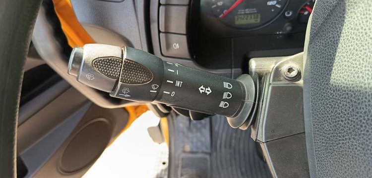 IVECO STRALIS 420 DEPANNEUSE PTAC : 32 TONNES- DIESEL – 342233 KMS – ANNEE 2018 JAUNE EV-842-SG