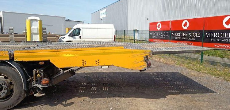 IVECO STRALIS 420 DEPANNEUSE PTAC : 32 TONNES- DIESEL – 342233 KMS – ANNEE 2018 JAUNE EV-842-SG