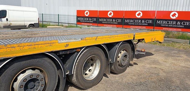 IVECO STRALIS 420 DEPANNEUSE PTAC : 32 TONNES- DIESEL – 342233 KMS – ANNEE 2018 JAUNE EV-842-SG