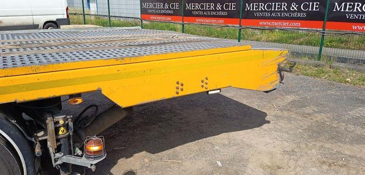 IVECO STRALIS 420 DEPANNEUSE PTAC : 32 TONNES- DIESEL – 342233 KMS – ANNEE 2018 JAUNE EV-842-SG
