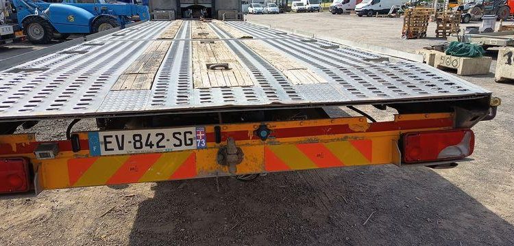 IVECO STRALIS 420 DEPANNEUSE PTAC : 32 TONNES- DIESEL – 342233 KMS – ANNEE 2018 JAUNE EV-842-SG