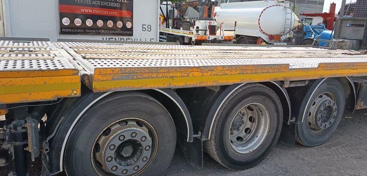 IVECO STRALIS 420 DEPANNEUSE PTAC : 32 TONNES- DIESEL – 342233 KMS – ANNEE 2018 JAUNE EV-842-SG