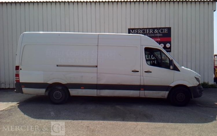 MERCEDES 14M3  EW-529-JX