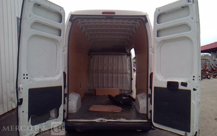 PEUGEOT BOXER L3H3 130  EY-097-RD