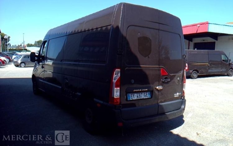 RENAULT MASTER3500 L2H2 DCI 130  EY-497-GE