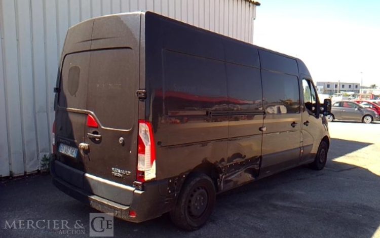RENAULT MASTER3500 L2H2 DCI 130  EY-497-GE