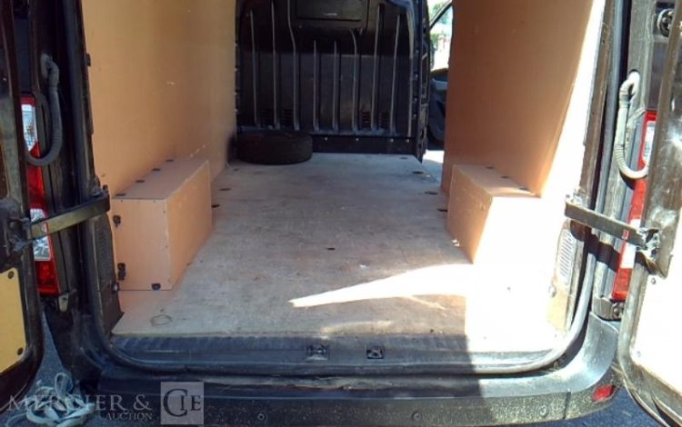 RENAULT MASTER3500 L2H2 DCI 130V  EY-711-GE