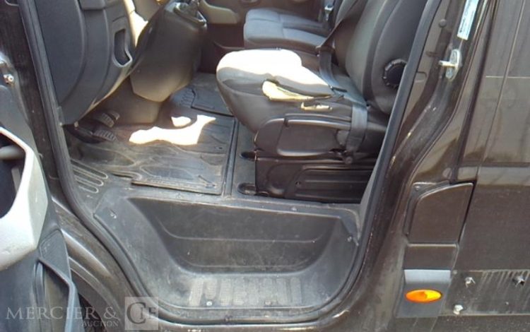 RENAULT MASTER3500 L2H2 DCI 130V  EY-711-GE