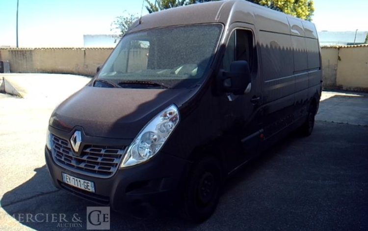 RENAULT MASTER3500 L2H2 DCI 130V  EY-711-GE