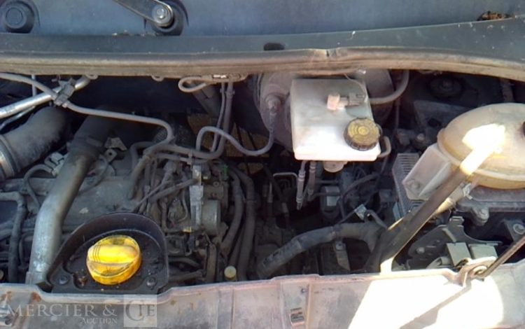 RENAULT MASTER3500 L2H2 DCI 130V  EY-711-GE