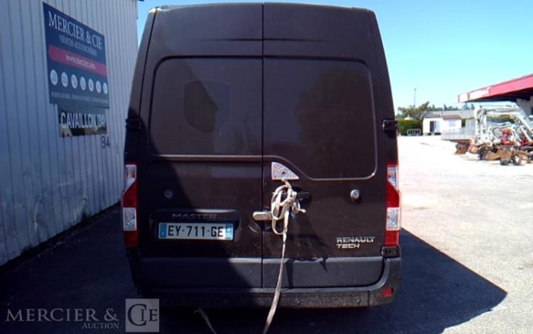 RENAULT MASTER3500 L2H2 DCI 130V  EY-711-GE