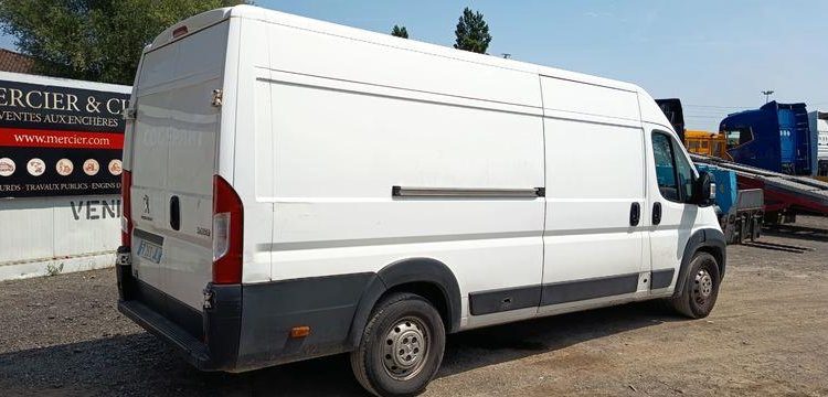 PEUGEOT BOXER 435 PREMIUM 130 L4H2 BOIS  FD-261-JL