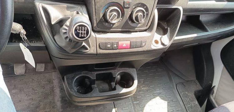 PEUGEOT BOXER  FD-409-JL