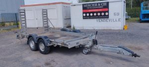 HUBIERE REMORQUE 3T5  FD-724-LR