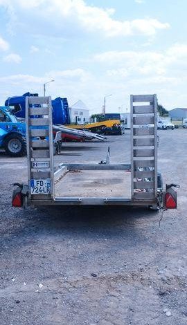HUBIERE REMORQUE 3T5  FD-724-LR