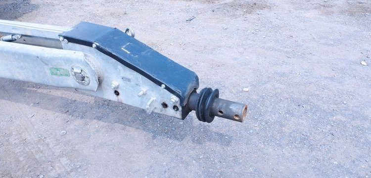 HUBIERE REMORQUE 3T5  FD-724-LR