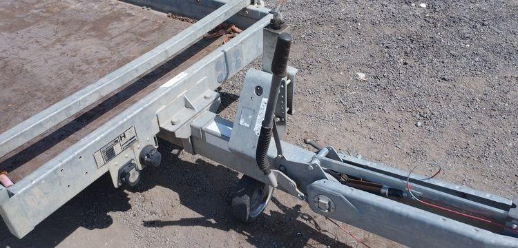 HUBIERE REMORQUE 1T9  FD-949-LT