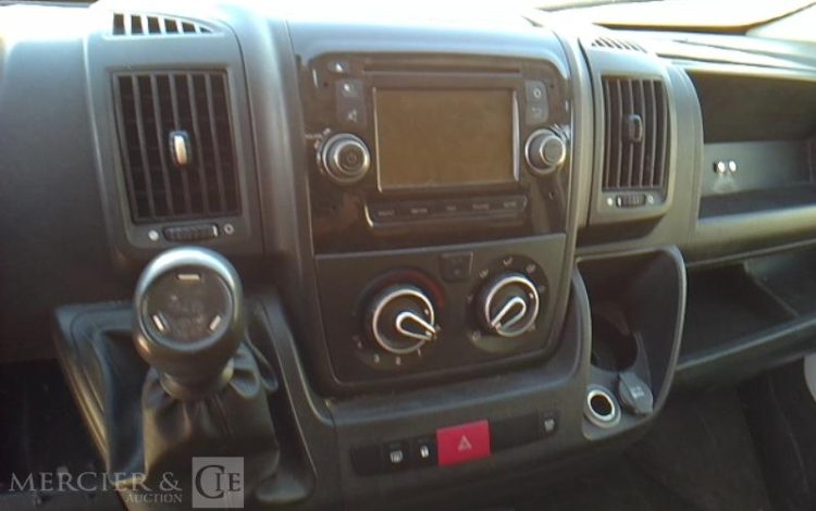 PEUGEOT BOXER PREMIUM 435 BOIS L4H3 BHDI 130  FE-208-DF