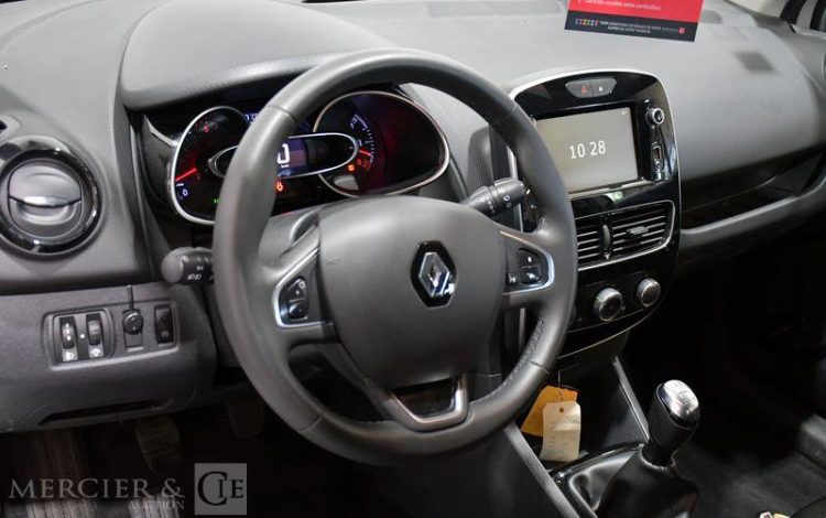RENAULT CLIO IV STE 1.5 DCI 75 ENERGY BUSINESS BLANC FE-888-DZ