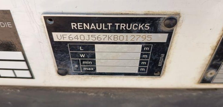 RENAULT D 240 DTI 5 AVEC FOREUSE RISA G2T – DIESEL – PTAC 13T – 97048 KMS – ANNEE 2019 BLANC FH-380-YS