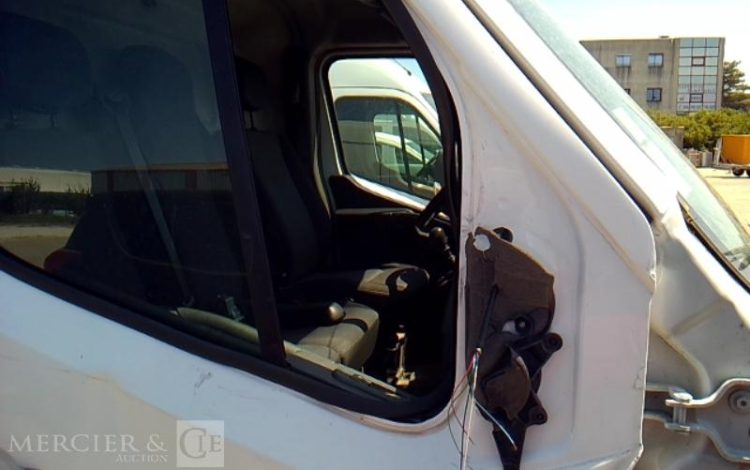 RENAULT MASTER L3H2 130  FJ-566-FH