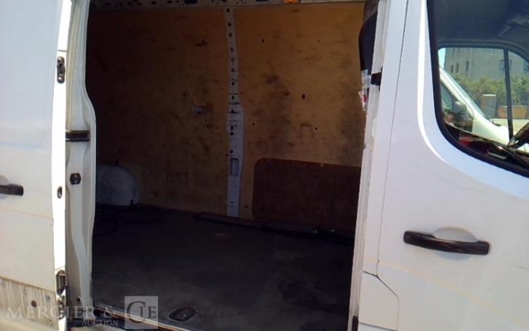 RENAULT MASTER L3H2 130  FJ-566-FH