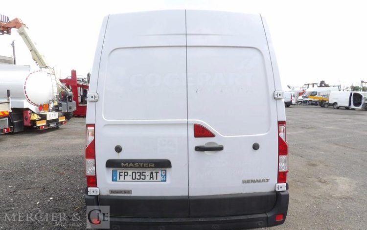RENAULT MASTER GFC 3500L3H2 CI 135  FP-035-AT