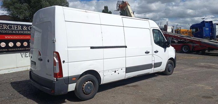 RENAULT MASTER GFC 3500L3H2 CI 135  FP-035-AT