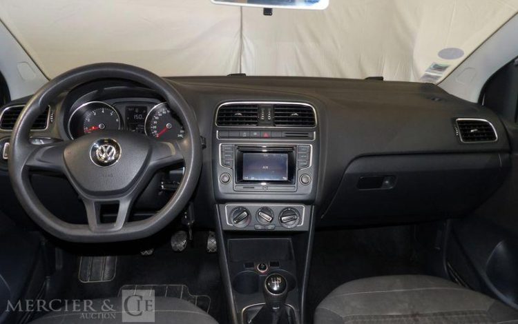 VOLKSWAGEN POLO 1,2 TSI 90CH BLUEMOTION CONFORT LINE BLANC FP-036-PS