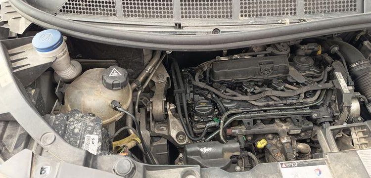 PEUGEOT EXPERT PREMIUM BHDI120  FP-150-DW
