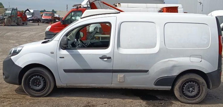 RENAULT KANGOO 2 EXPRESS ZE 60 CV BOITE AUTO – ELECTRIQUE – 45038 KMS – ANNEE 2020 BLANC FP-542-XY