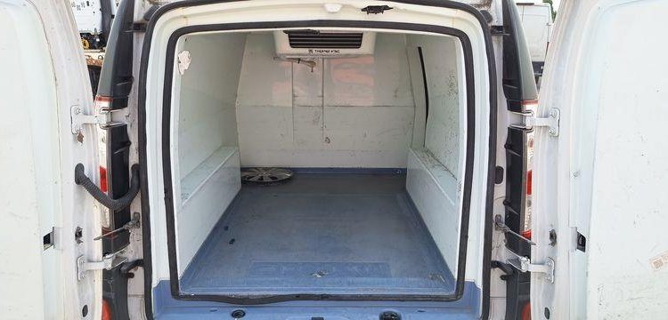 RENAULT KANGOO 2 EXPRESS ZE 60 CV BOITE AUTO – ELECTRIQUE – 45038 KMS – ANNEE 2020 BLANC FP-542-XY