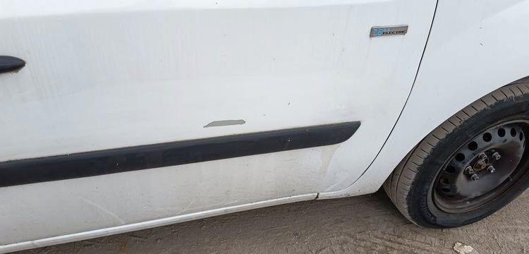RENAULT KANGOO 2 EXPRESS ZE 60 CV BOITE AUTO – ELECTRIQUE – 45038 KMS – ANNEE 2020 BLANC FP-542-XY