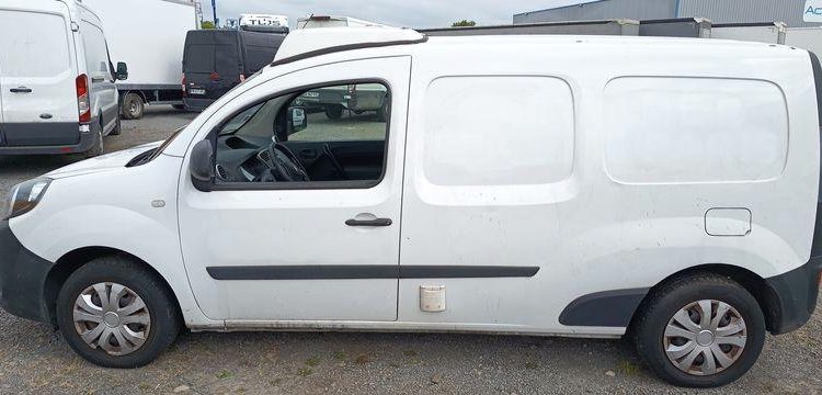 RENAULT KANGOO 2 EXPRESS ZE 60CV BOITE AUTO – ELECTRIQUE – 62861 KMS – ANNEE 2020 BLANC FP-623-XY