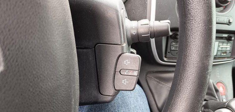 RENAULT KANGOO 2 EXPRESS ZE 60CV BOITE AUTO – ELECTRIQUE – 62861 KMS – ANNEE 2020 BLANC FP-623-XY