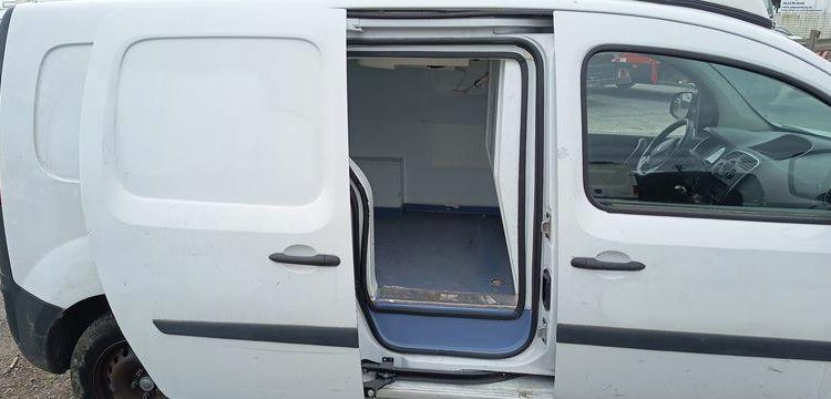 RENAULT KANGOO 2 EXPRESS ZE 60CV BOITE AUTO – ELECTRIQUE – 62861 KMS – ANNEE 2020 BLANC FP-623-XY
