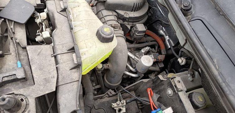 RENAULT KANGOO 2 EXPRESS ZE 60CV BOITE AUTO – ELECTRIQUE – 62861 KMS – ANNEE 2020 BLANC FP-623-XY