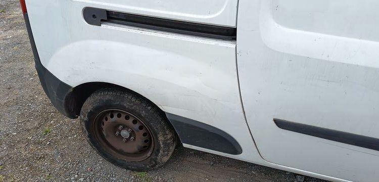 RENAULT KANGOO 2 EXPRESS ZE 60CV BOITE AUTO – ELECTRIQUE – 62861 KMS – ANNEE 2020 BLANC FP-623-XY