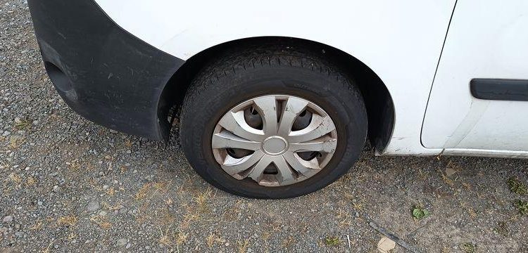 RENAULT KANGOO 2 EXPRESS ZE 60CV BOITE AUTO – ELECTRIQUE – 62861 KMS – ANNEE 2020 BLANC FP-623-XY