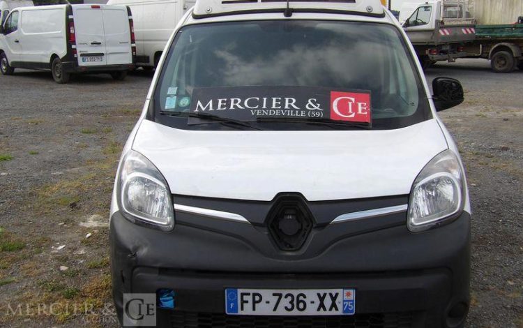 RENAULT KANGOO 2 EXPRESS ZE 60 CV BOITE AUTO – ELECTRIQUE 57039 KMS – ANNEE 2020 BLANC FP-736-XX
