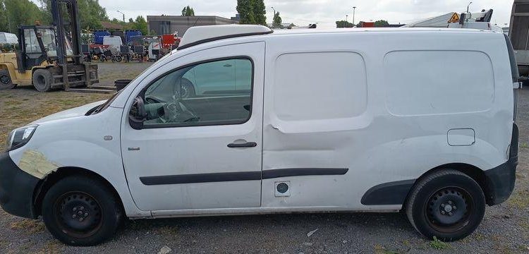 RENAULT KANGOO 2 EXPRESS ZE 60 CV BOITE AUTO – ELECTRIQUE 57039 KMS – ANNEE 2020 BLANC FP-736-XX