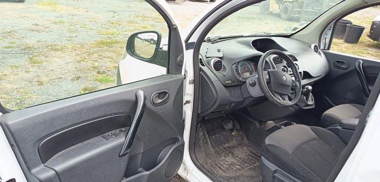 RENAULT KANGOO 2 EXPRESS ZE 60 CV BOITE AUTO – ELECTRIQUE 57039 KMS – ANNEE 2020 BLANC FP-736-XX