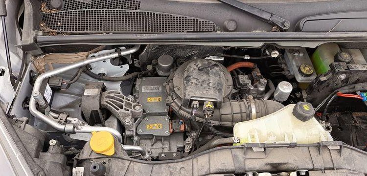 RENAULT KANGOO 2 EXPRESS ZE 60 CV BOITE AUTO – ELECTRIQUE 57039 KMS – ANNEE 2020 BLANC FP-736-XX