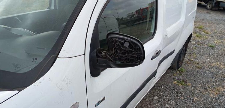 RENAULT KANGOO 2 EXPRESS ZE 60 CV BOITE AUTO – ELECTRIQUE 57039 KMS – ANNEE 2020 BLANC FP-736-XX