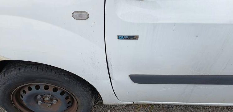 RENAULT KANGOO 2 EXPRESS ZE 60 CV BOITE AUTO – ELECTRIQUE 57039 KMS – ANNEE 2020 BLANC FP-736-XX