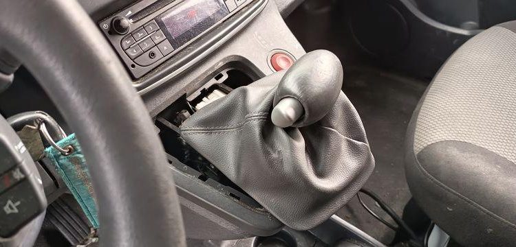 RENAULT KANGOO 2 EXPRESS ZE 60 CV BOITE AUTO – ELECTRIQUE 57039 KMS – ANNEE 2020 BLANC FP-736-XX