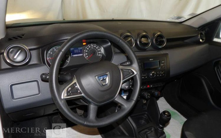 DACIA DUSTER 1.0 TCE 100CH ESSENTIEL 4X2 BLANC FQ-671-RM