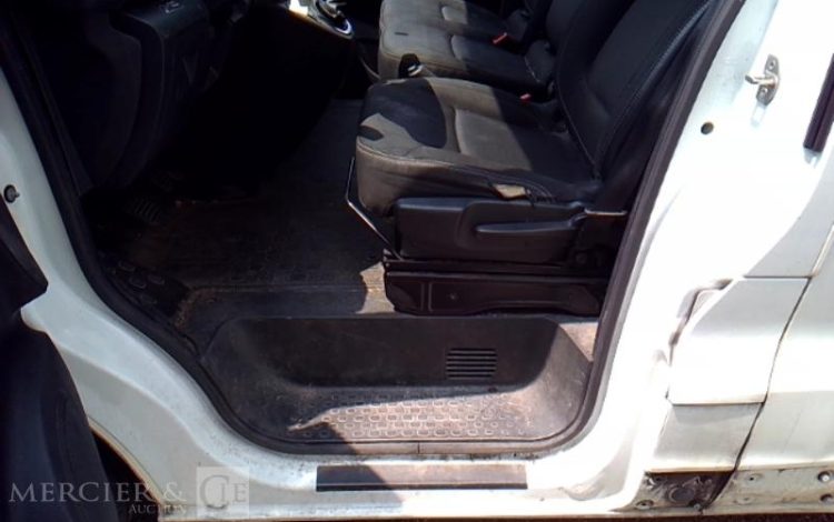 RENAULT TRAFIC GCF 1300 DCI 95 L2H1 BOIS  FQ-840-LY
