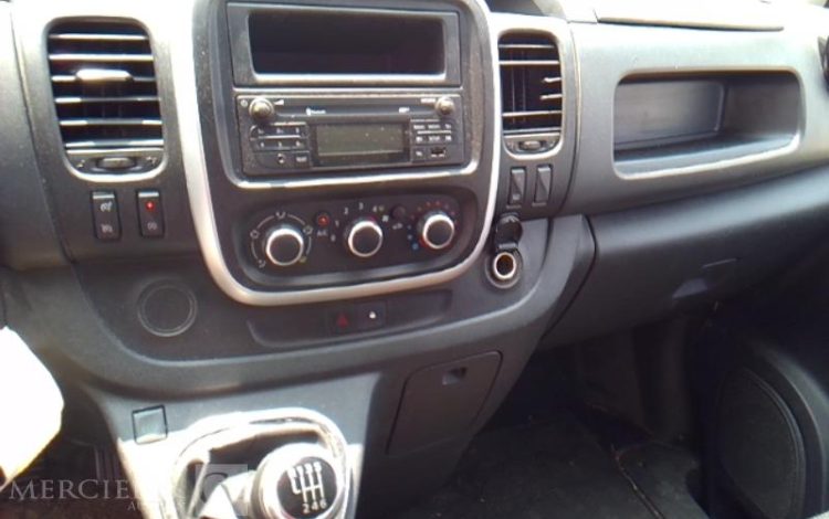 RENAULT TRAFIC GCF 1300 DCI 95 L2H1 BOIS  FQ-840-LY